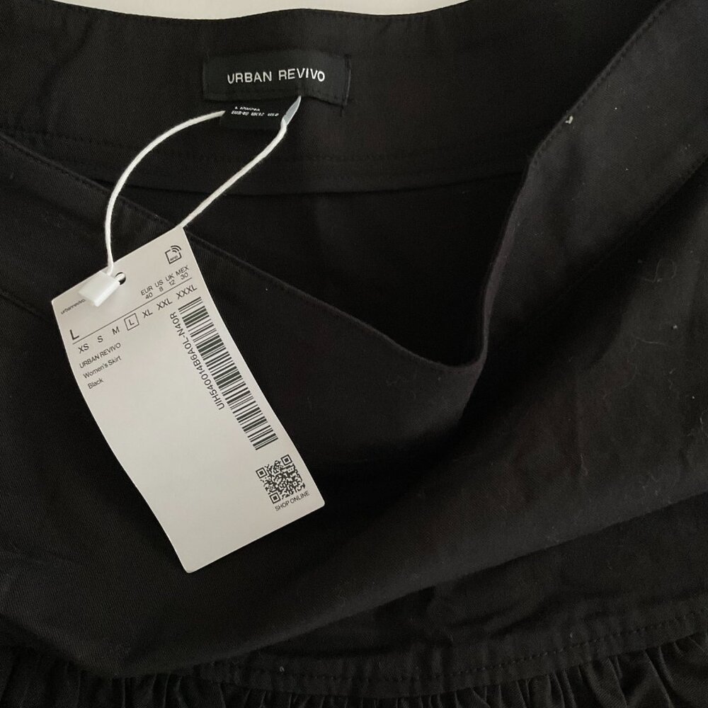 URBAN REVIVO Women's Puffy Skirt NWT Size L - Picture 4 of 5